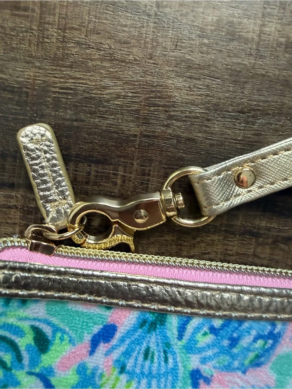 Lilly Pulitzer Pink & Blue Sea Shell Printed Wristlet NWOT- READ